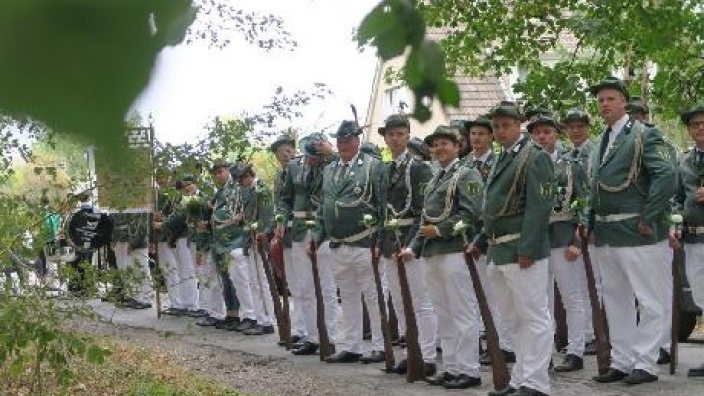 Simon Nordhoff Schützenkönig in Allen - Familientradition fortgesetzt.