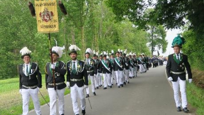 Ein Festauftakt im XXL Format nach der langen Corona Pause in Süddinker.